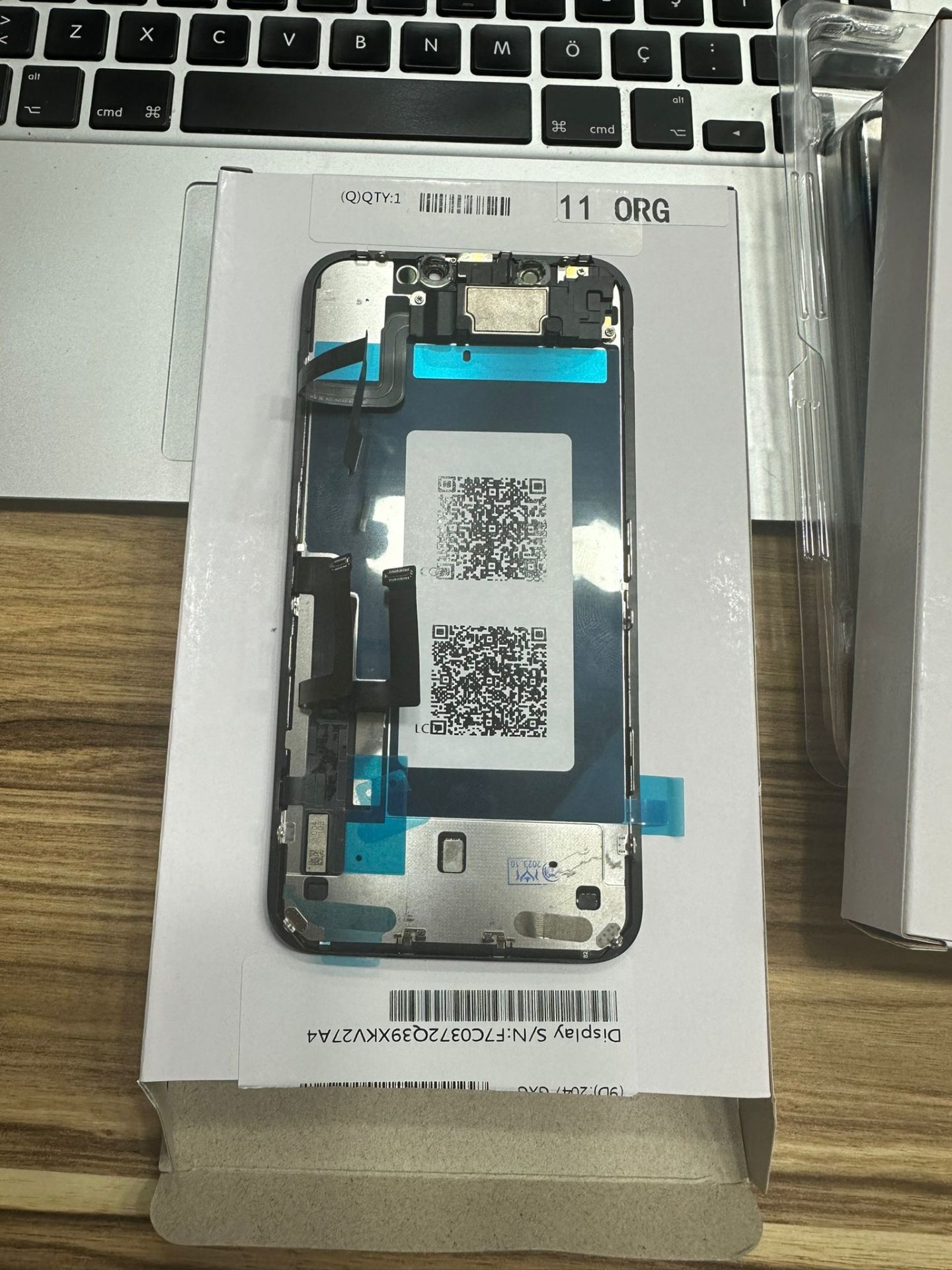 İPHONE 11 İÇ KULAKLIK FLEXLİ ORJİNAL REVİZE EKRAN
