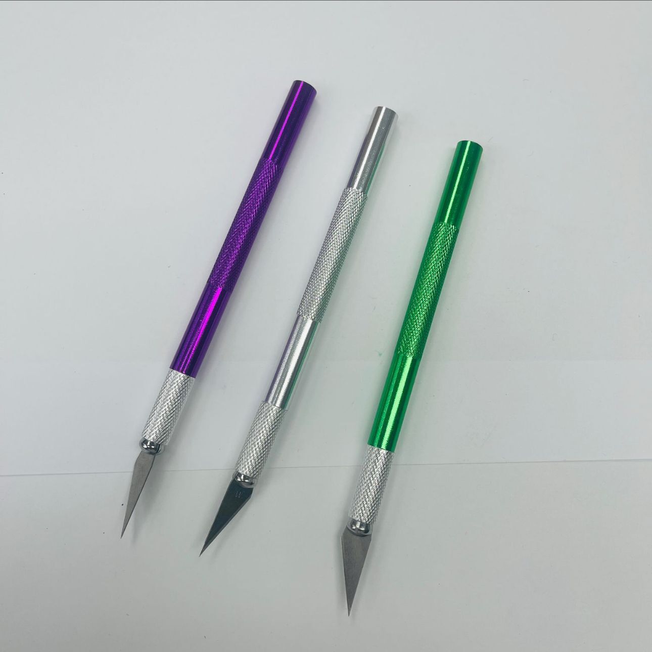 Renkli Tekli Neşter – Profesyonel Hassas Kesim ve PCB Kazıma Skalpel